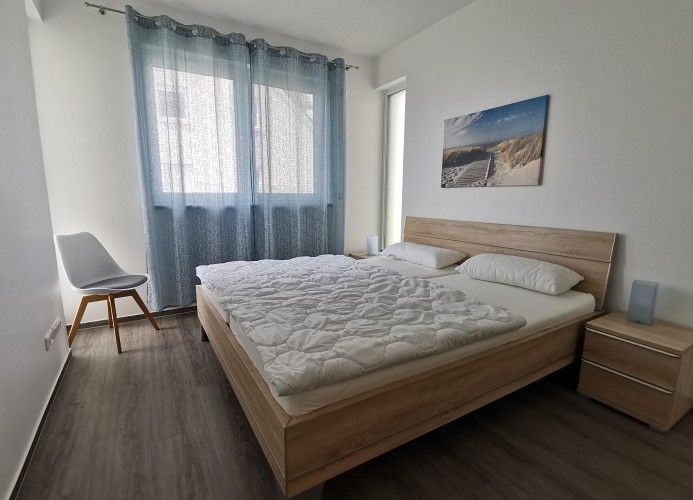 Schlafzimmer mit Doppelbett